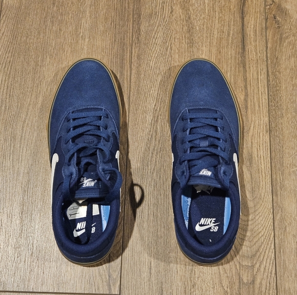 Brand New Nike SB Check Solarsoft - Picture 5 of 6